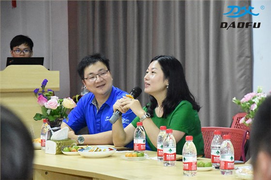 人大金融班領(lǐng)導(dǎo)高度贊美刀父精密刀具實力